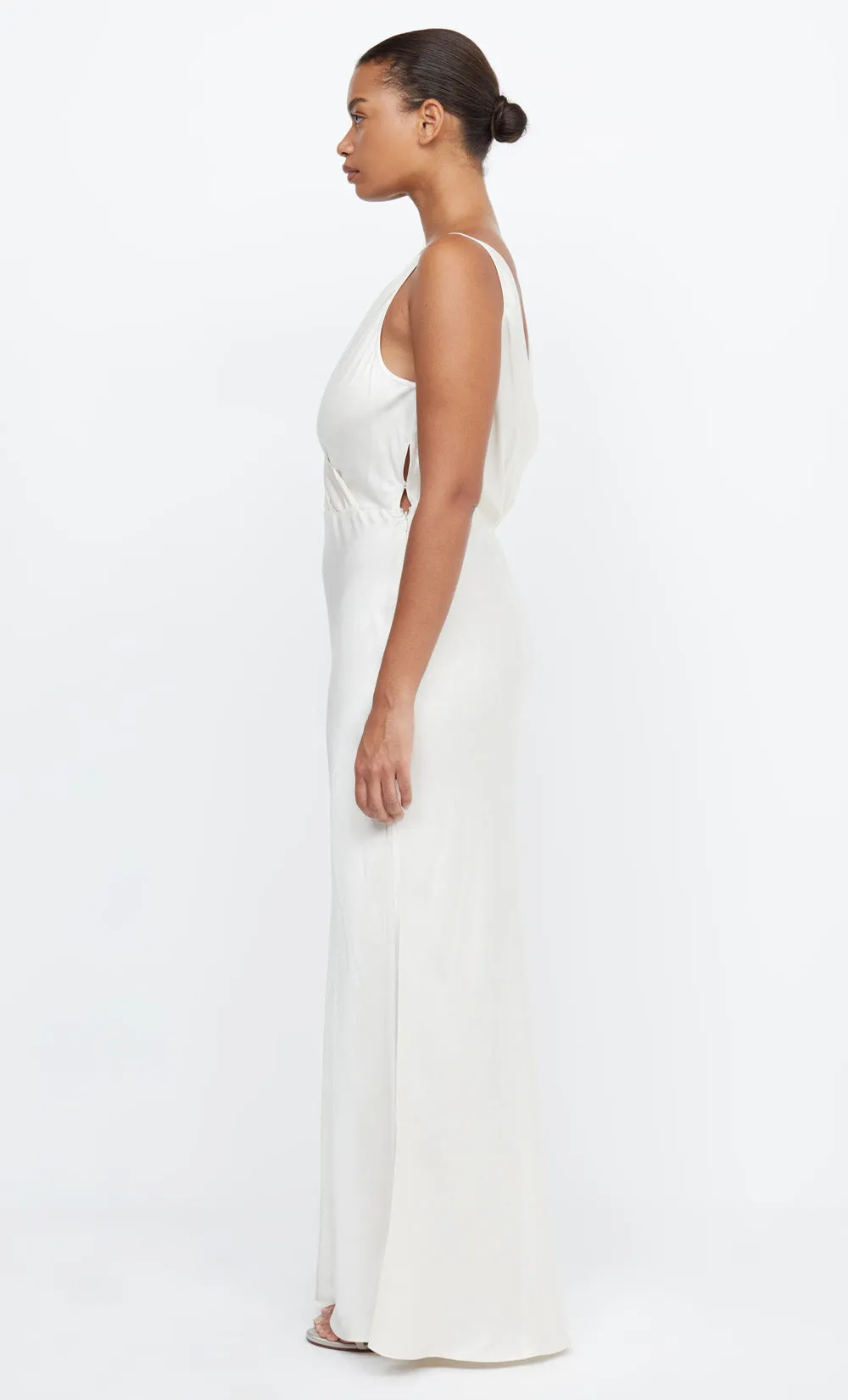 ADORE V MAXI DRESS - CREAM