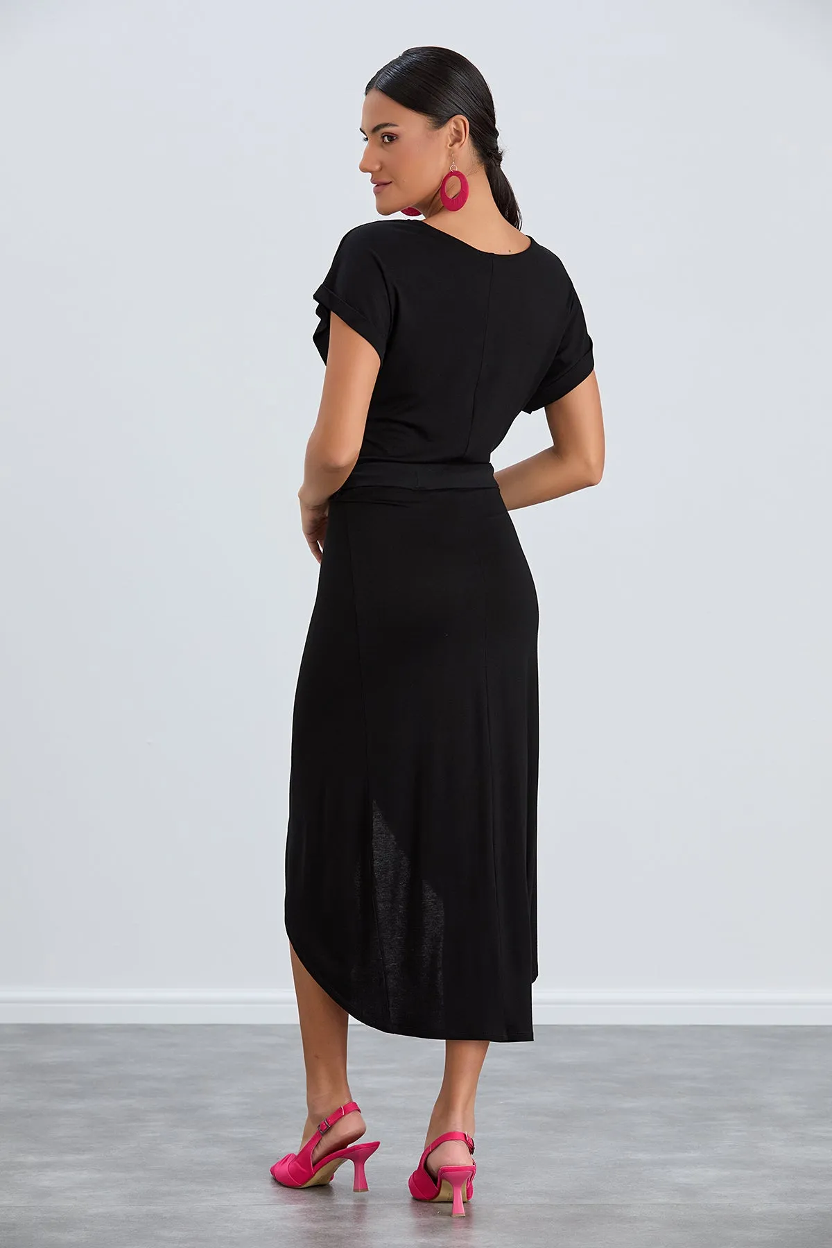 Classic Wrap Midi Dress in Timeless Black