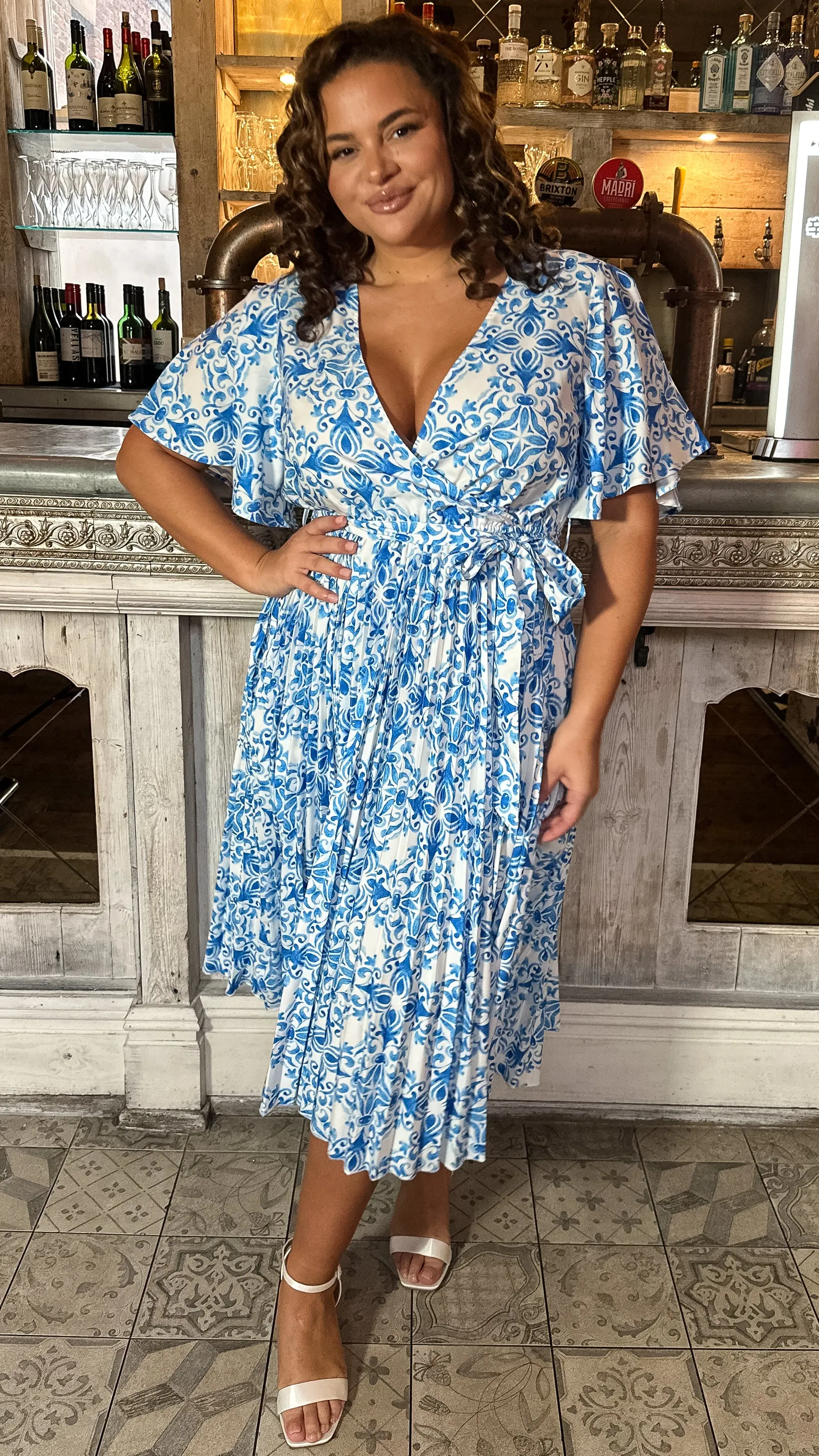 CurveWow Short Sleeve Pleated Wrap Dress Blue Print