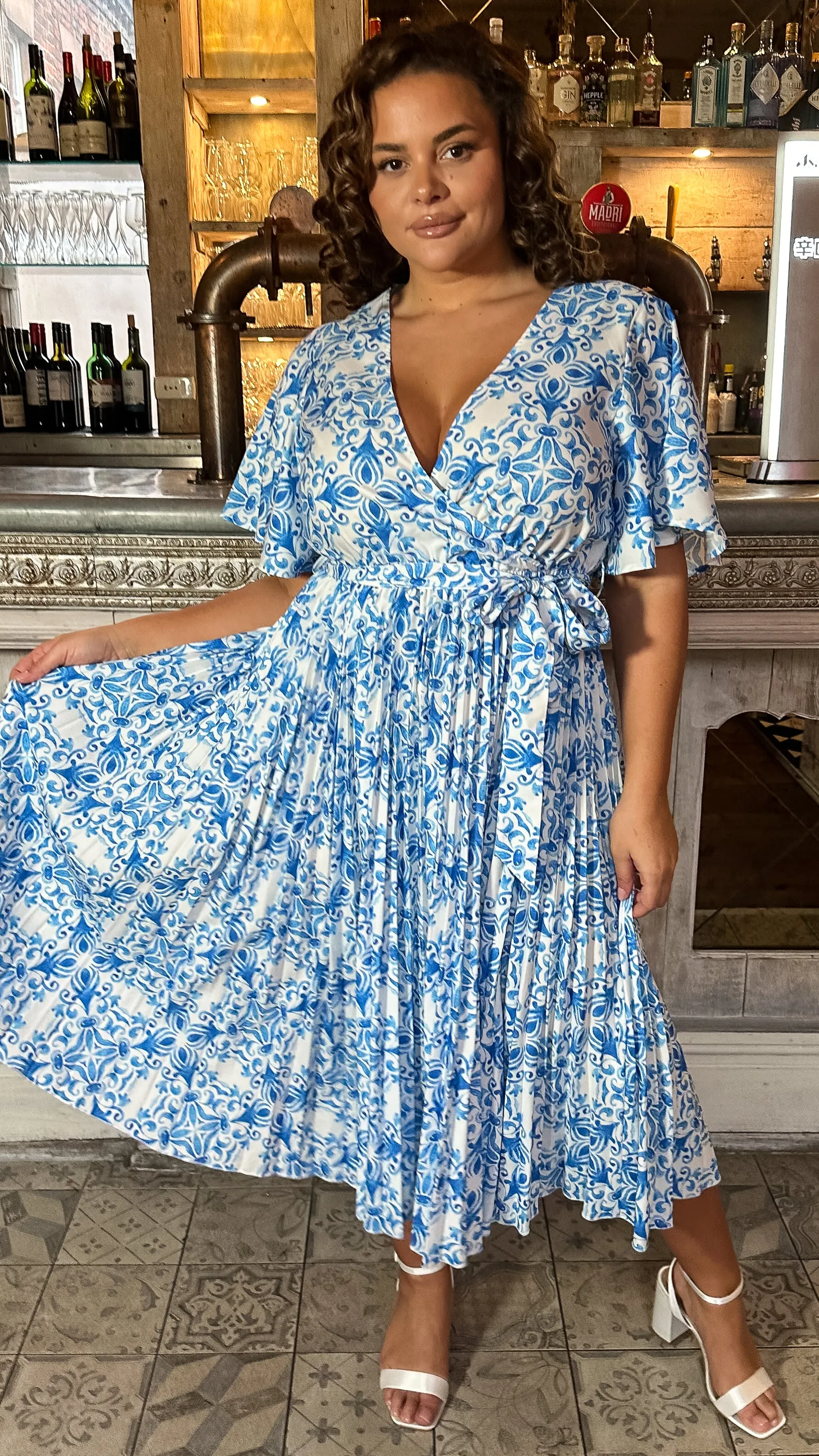CurveWow Short Sleeve Pleated Wrap Dress Blue Print