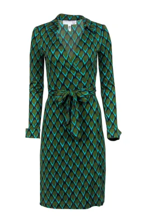 Diane von Furstenberg - Green & Blue Scale Printed Silk Wrap Dress Sz 6