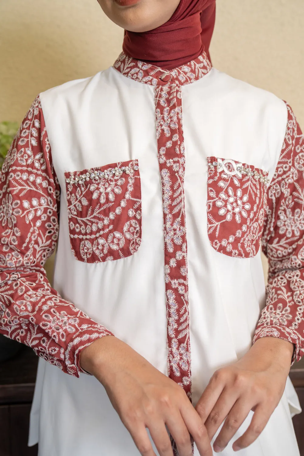 Elea Shirt Maroon