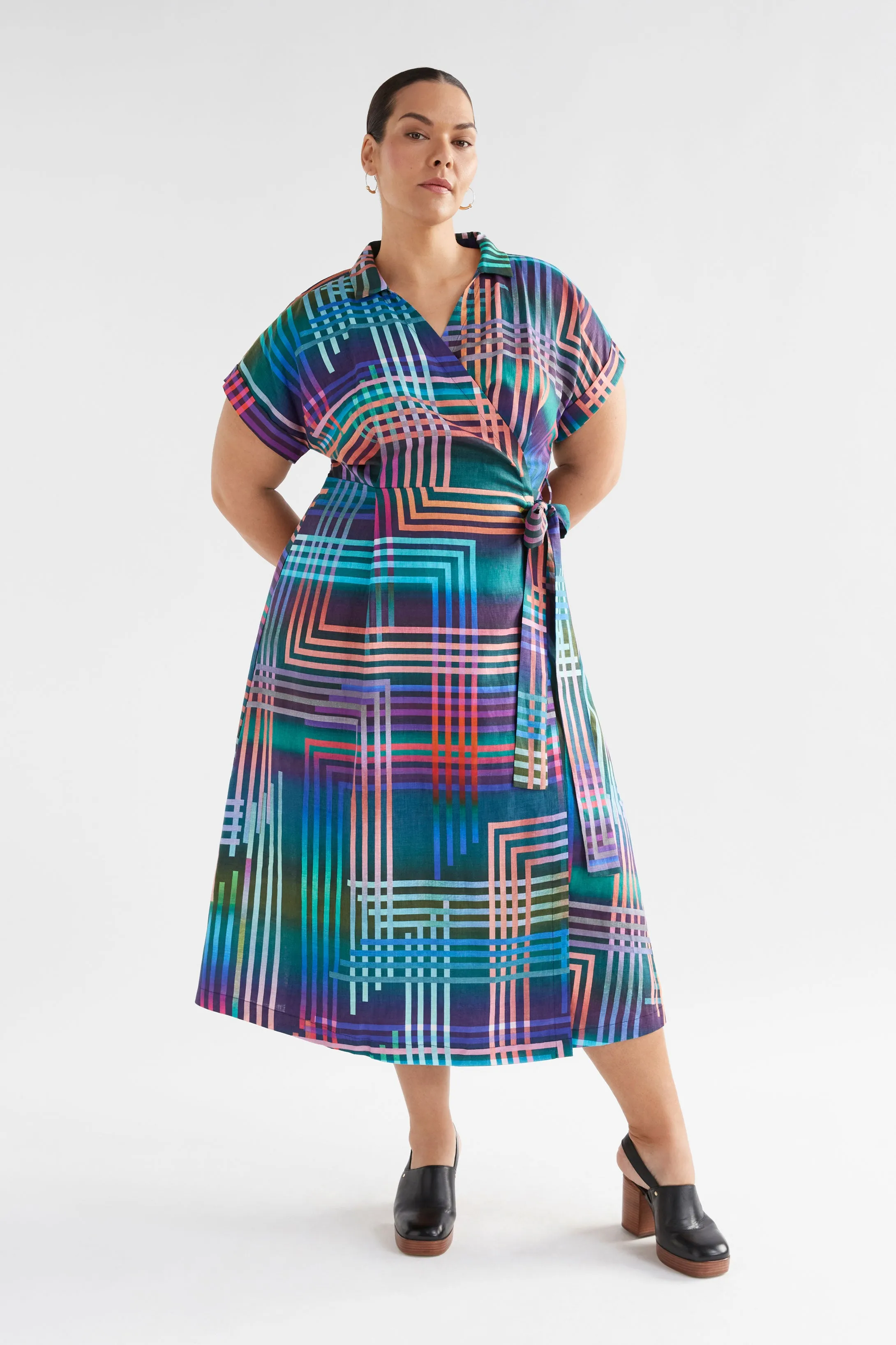 Elk Minnen Wrap Dress - Navy Ligheten Print