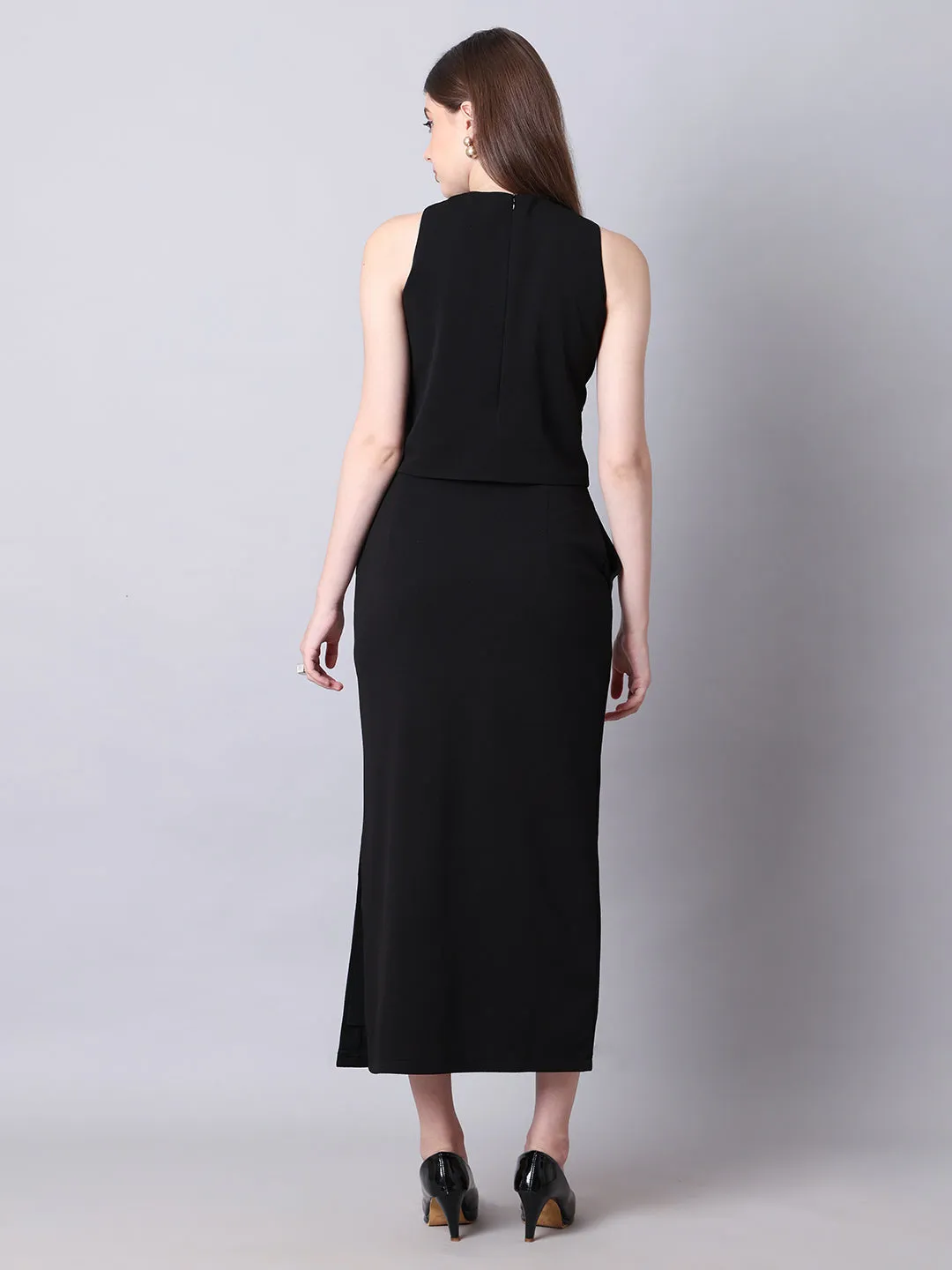 Exude Runway-Ready Long Skirt with Halter Top (Black)