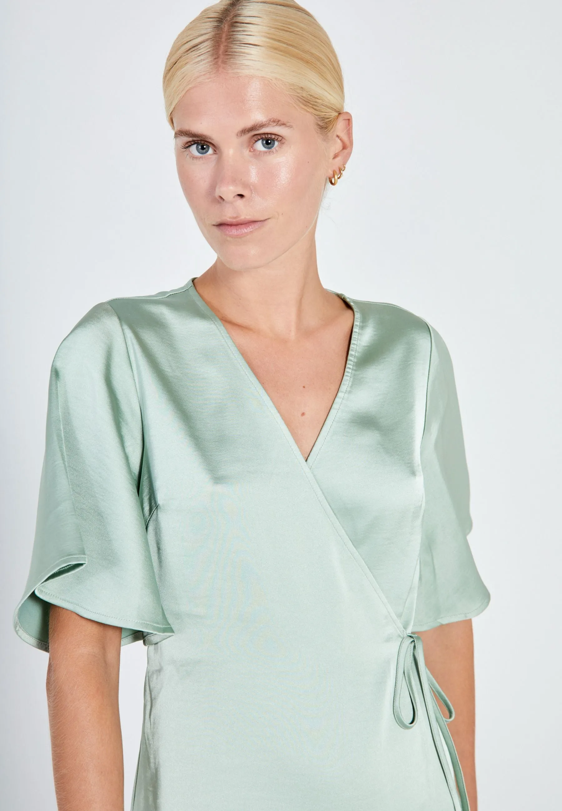 Gili wrap dress - Light olive