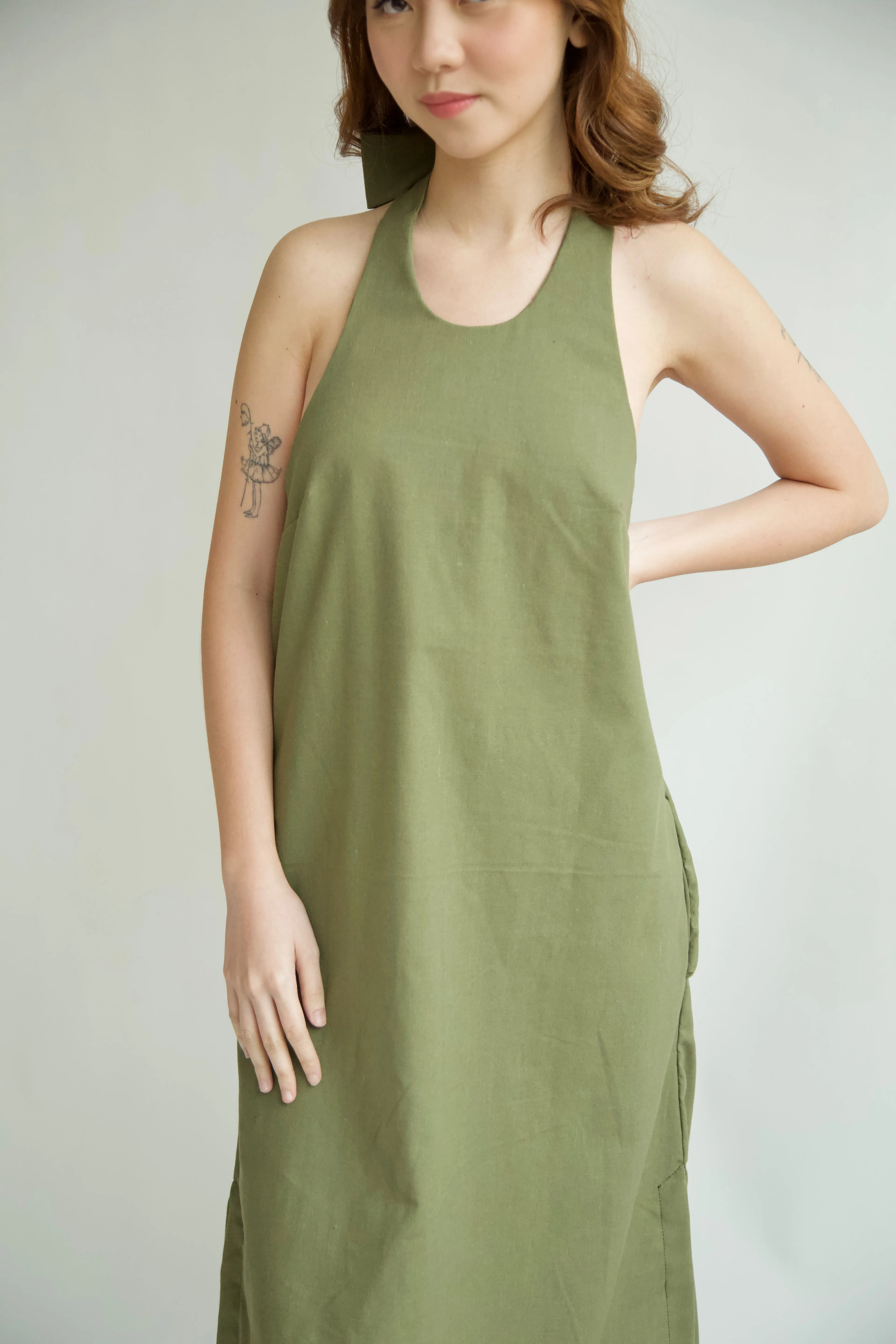 HALTER NECK TIE WRAP MIDI DRESS