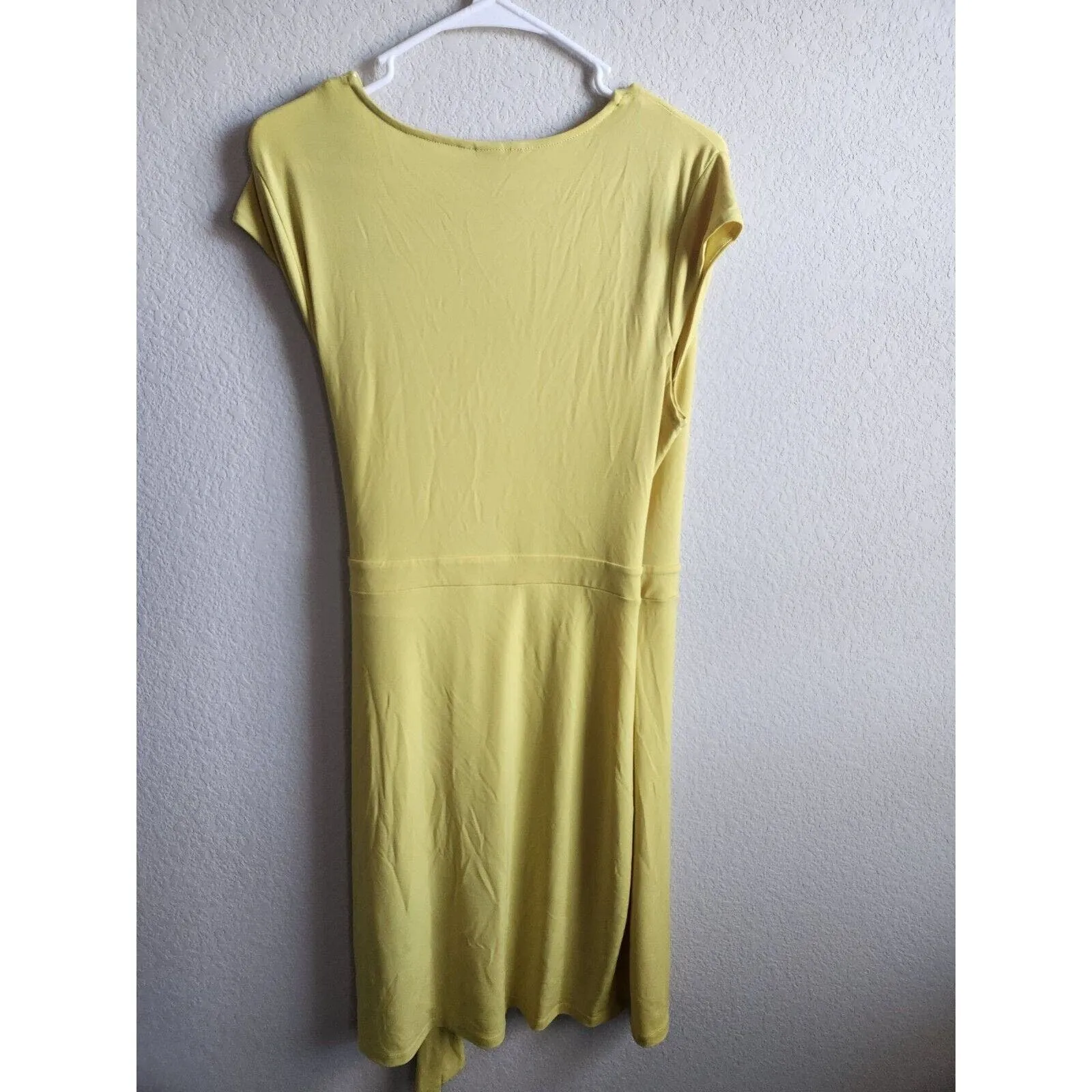 H&M Womens Sz L Light Yellow Wrap Style Dress Knee Length Short Sleeve