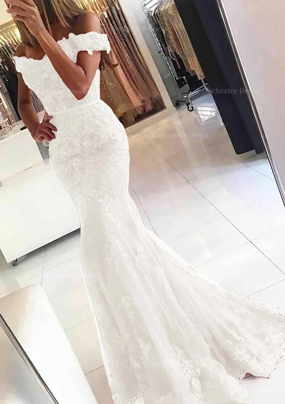 Lace Long/Floor-Length Trumpet/Mermaid Sleeveless Off-The-Shoulder Zipper Prom Dress With Appliqued Beaded