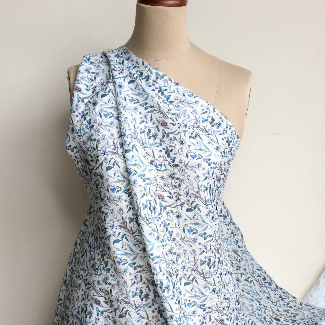 Last Chance of Megumi White - Liberty Sycamore Linen