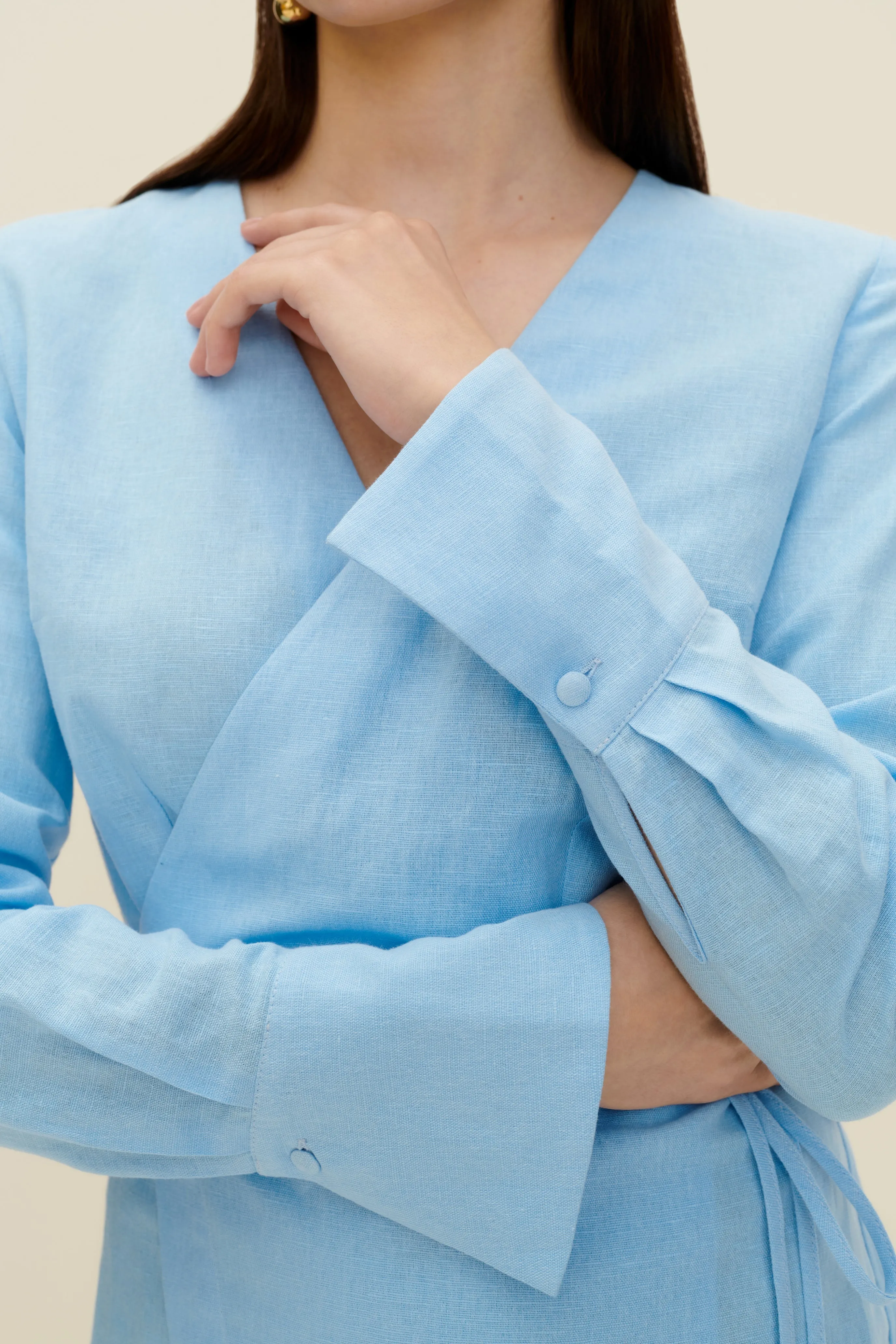 Linen-blend wrap dress in Light Blue