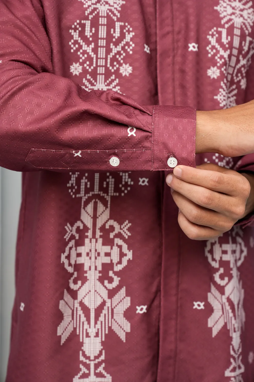 Lingga Long Shirt Men (Minor) Merah Biram