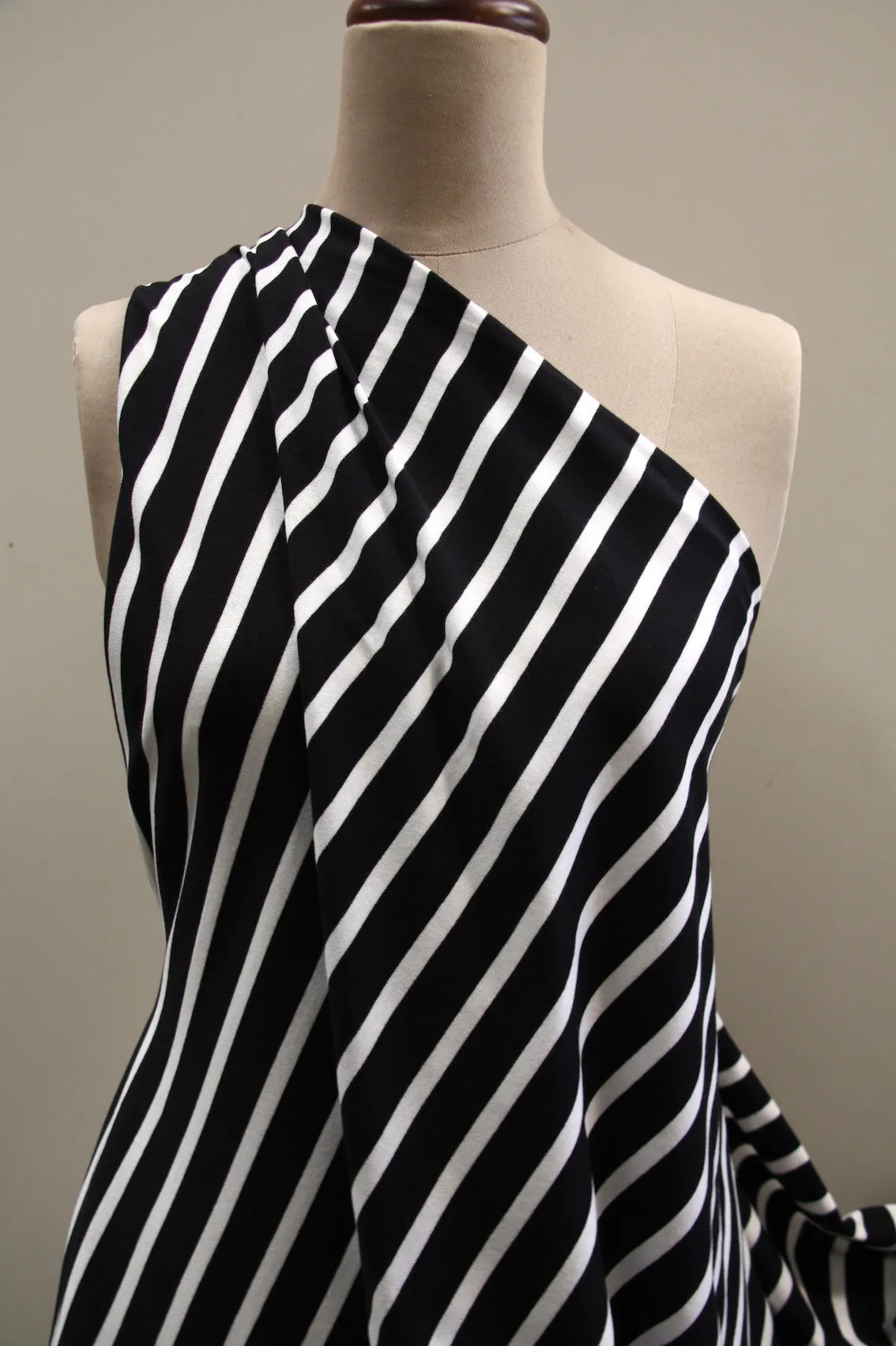 Mimasu Wide Line - Black/White