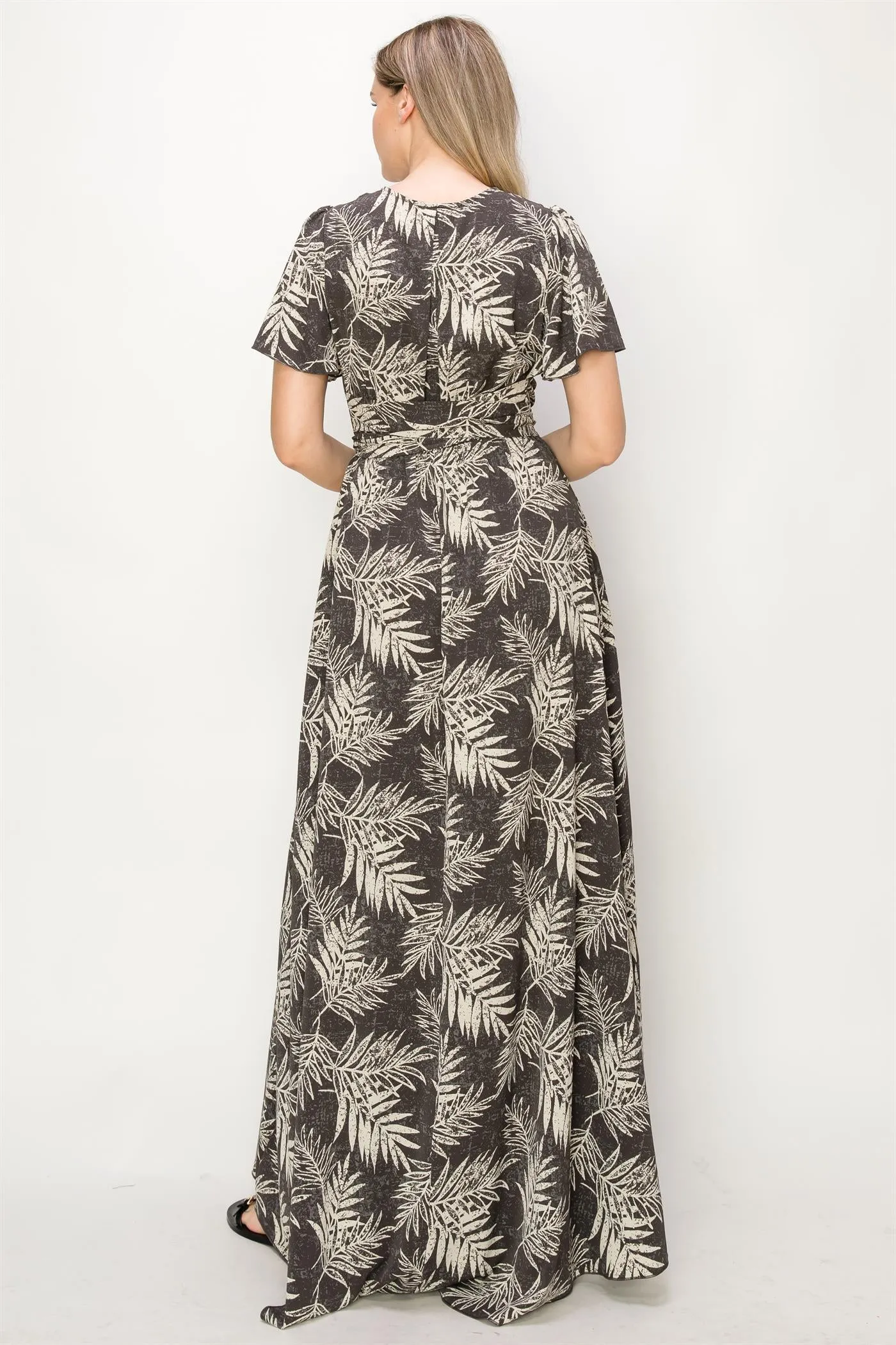 OL24A048-TROPICAL LEAF PRINT SLIT MAXI DRESS