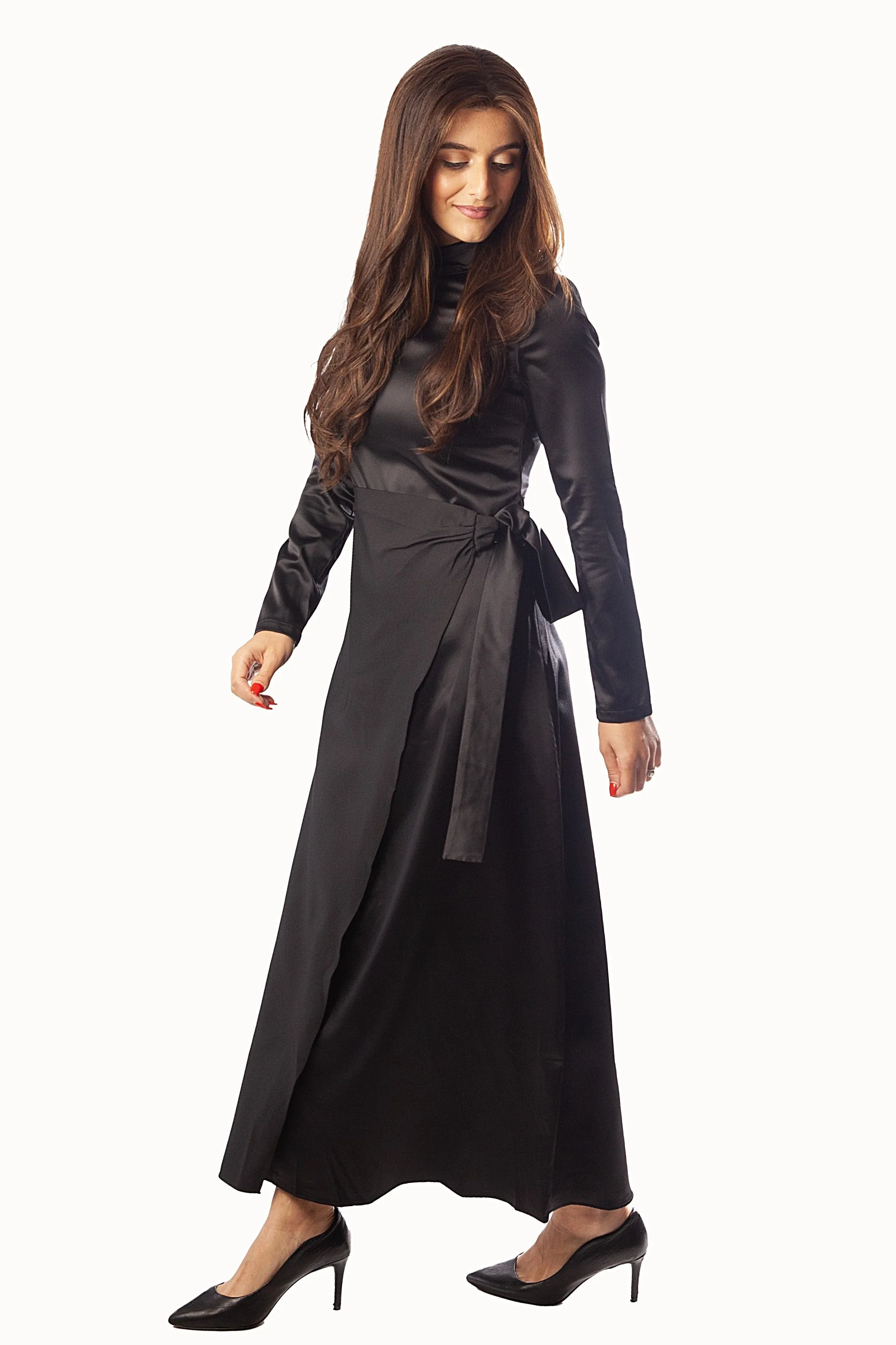 Side Swept Sirt Satin Feel Dress